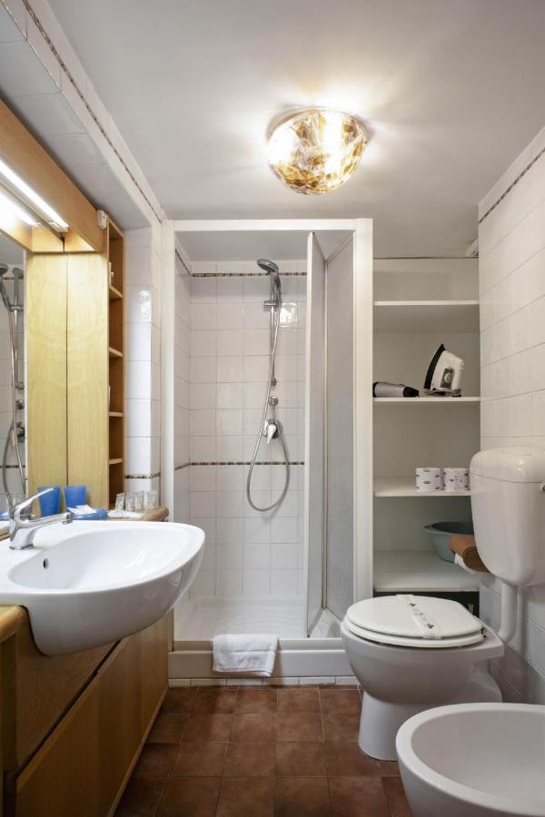Trevi Fountain Apartment โรม ภายนอก รูปภาพ