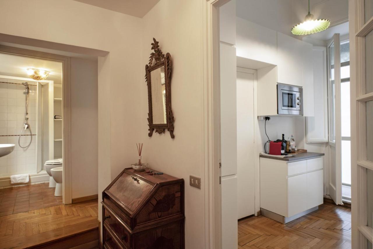 Trevi Fountain Apartment โรม ภายนอก รูปภาพ